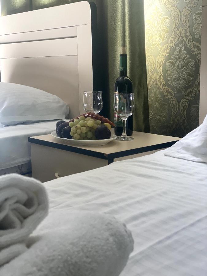 Hotel Shalimar Tbilisi Bagian luar foto