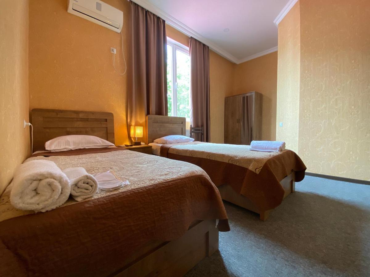 Hotel Shalimar Tbilisi Bagian luar foto