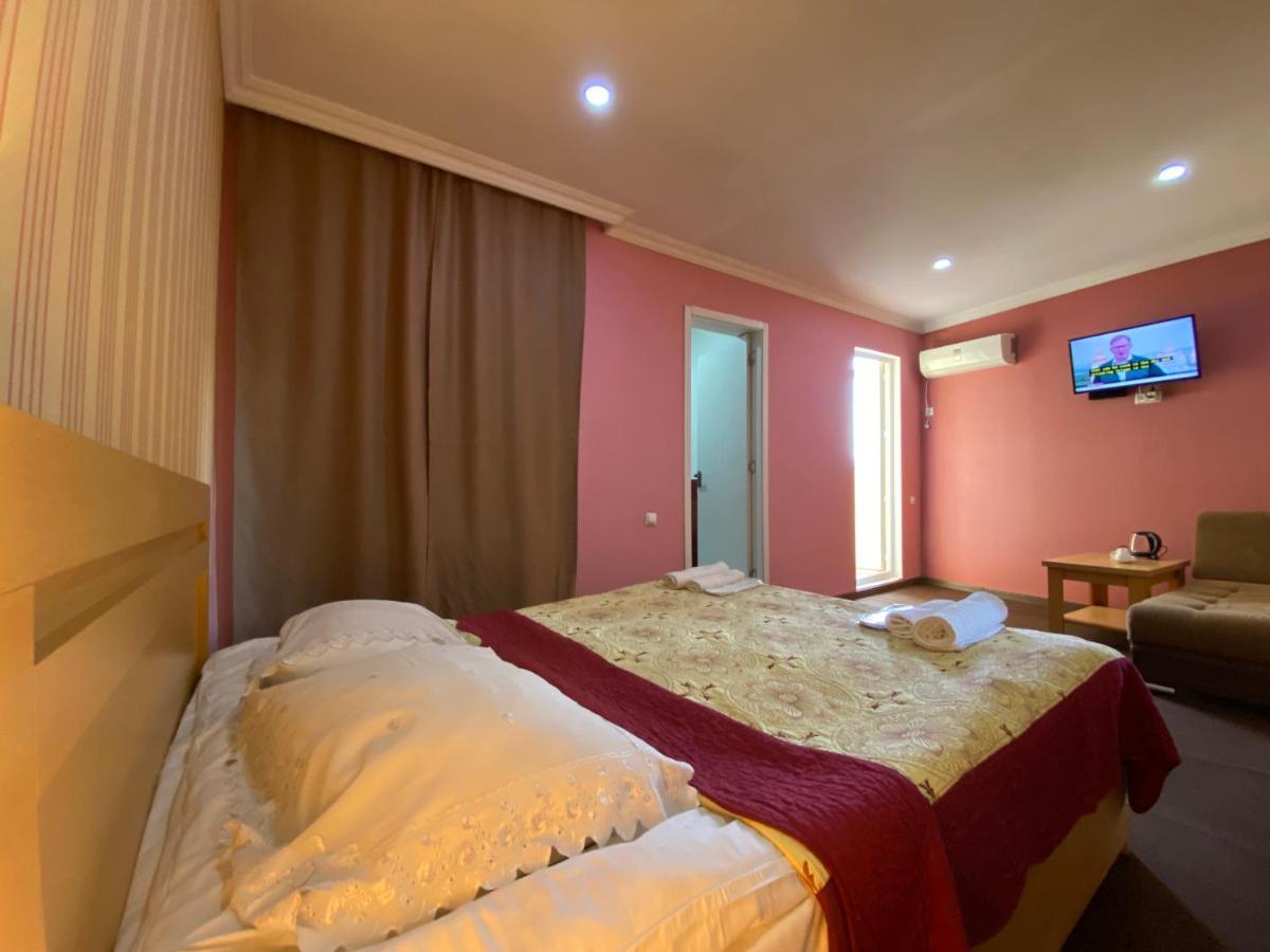 Hotel Shalimar Tbilisi Bagian luar foto