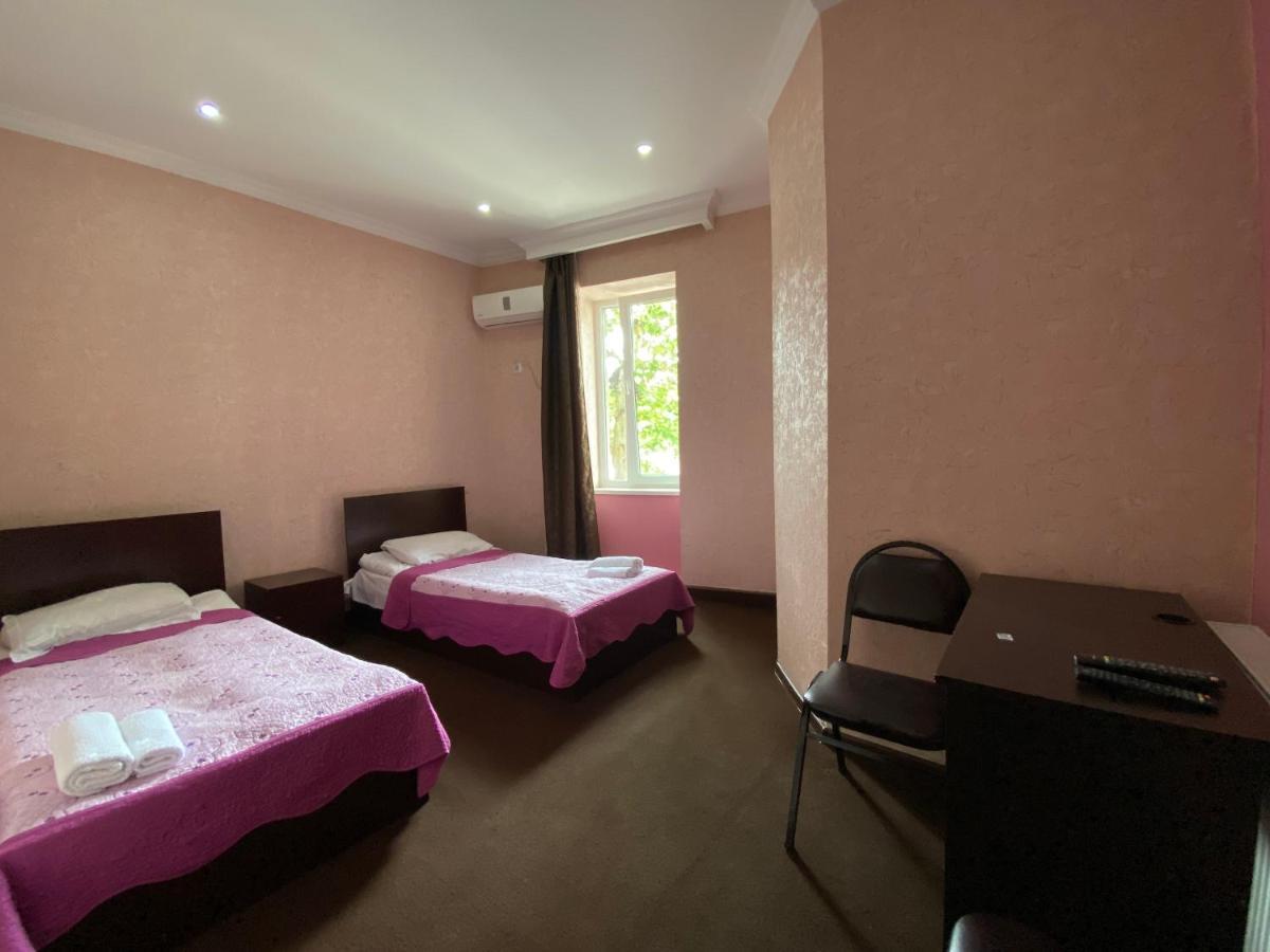 Hotel Shalimar Tbilisi Bagian luar foto