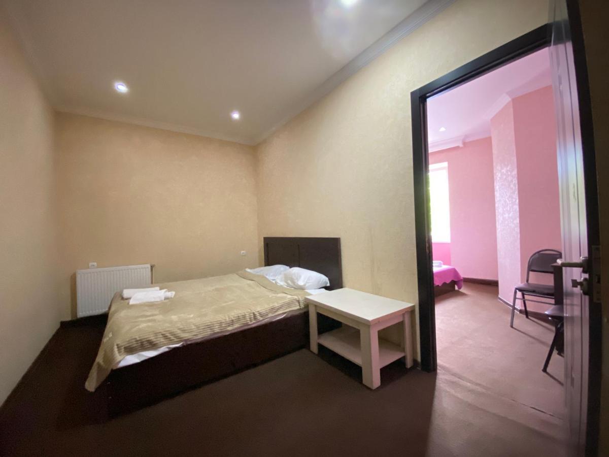 Hotel Shalimar Tbilisi Bagian luar foto