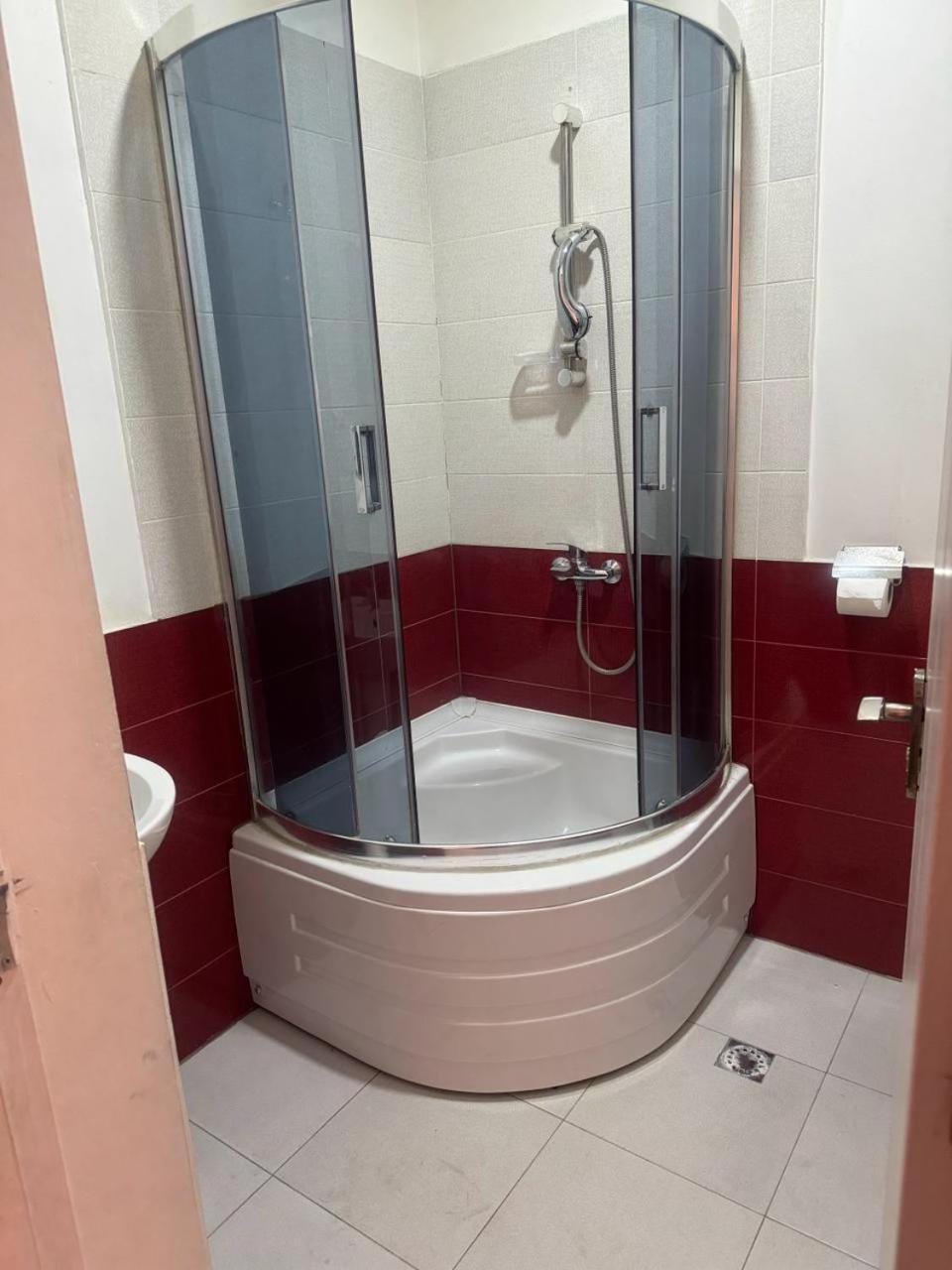 Hotel Shalimar Tbilisi Bagian luar foto